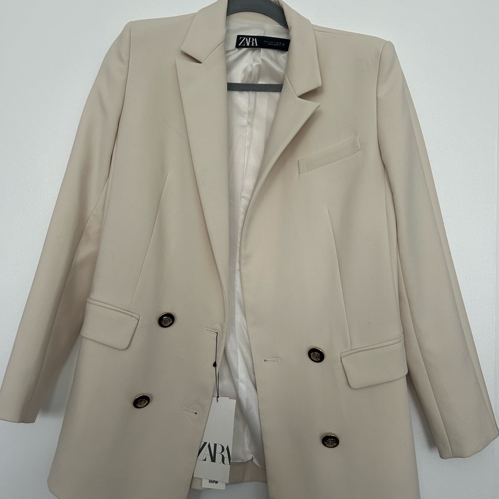 Zara Women's Cream Blazer